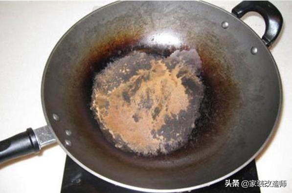 铁锅用的时间长了为什么会生铁绣？该怎么去除？